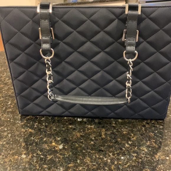 My Flat in London Dog Carrier Tote Purse Black Tan Pearls Fur Crystal Tiara - Picture 4 of 11